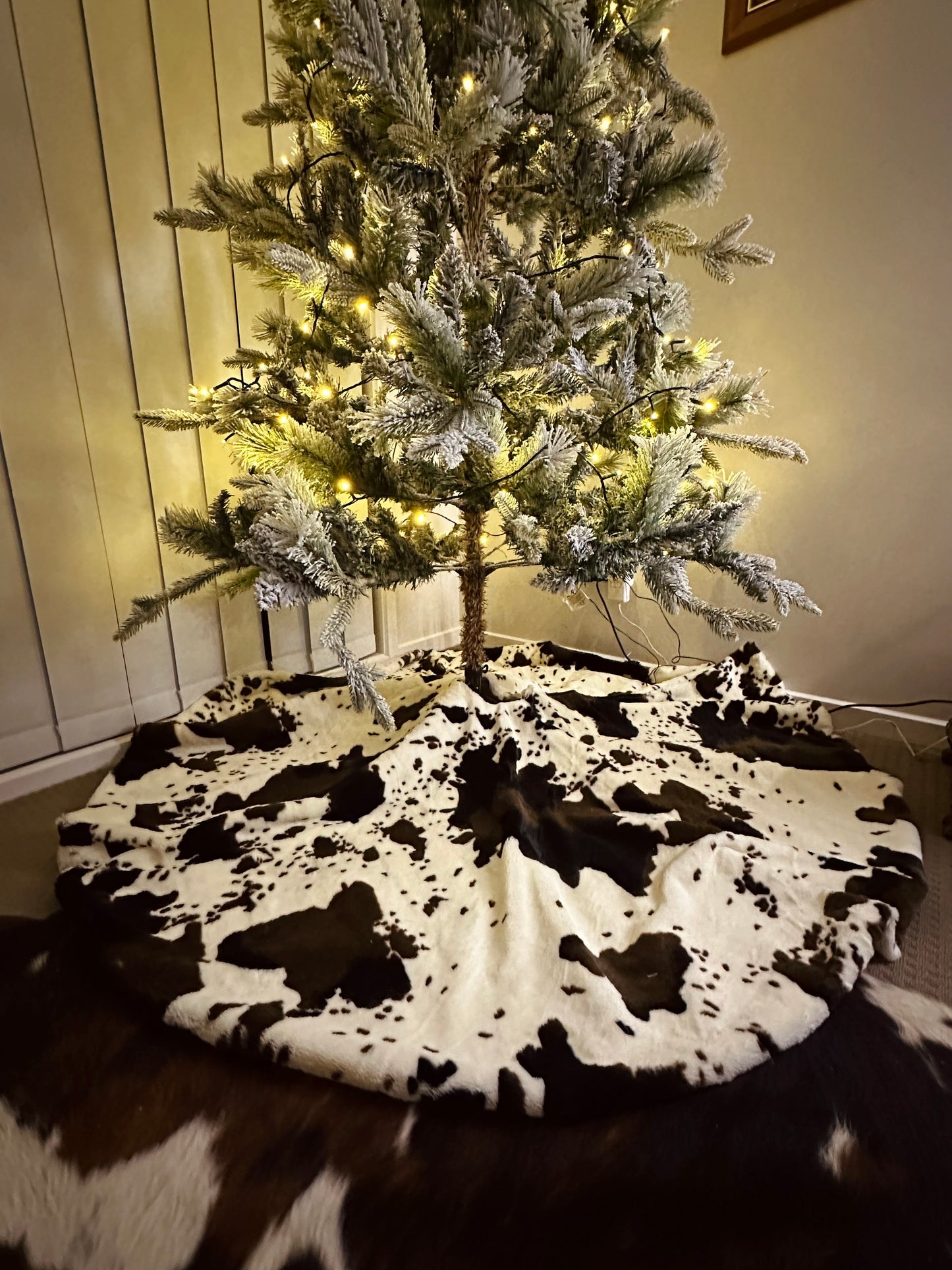 Cow Print Tree Skirt