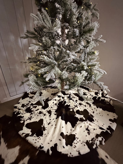 Cow Print Tree Skirt